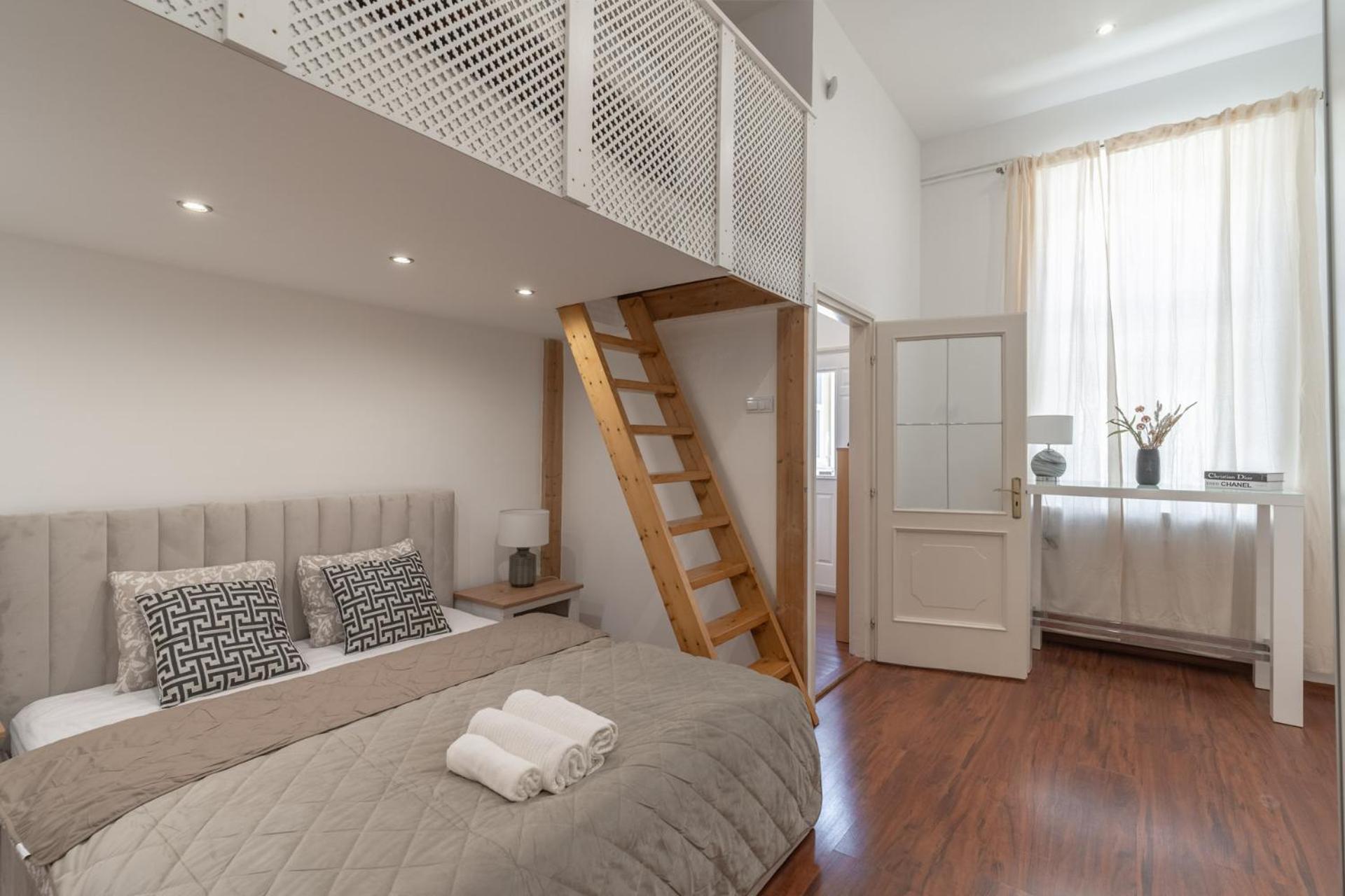 Deluxe And Cozy City Center Suite For 8Ppl Budapest Exterior photo